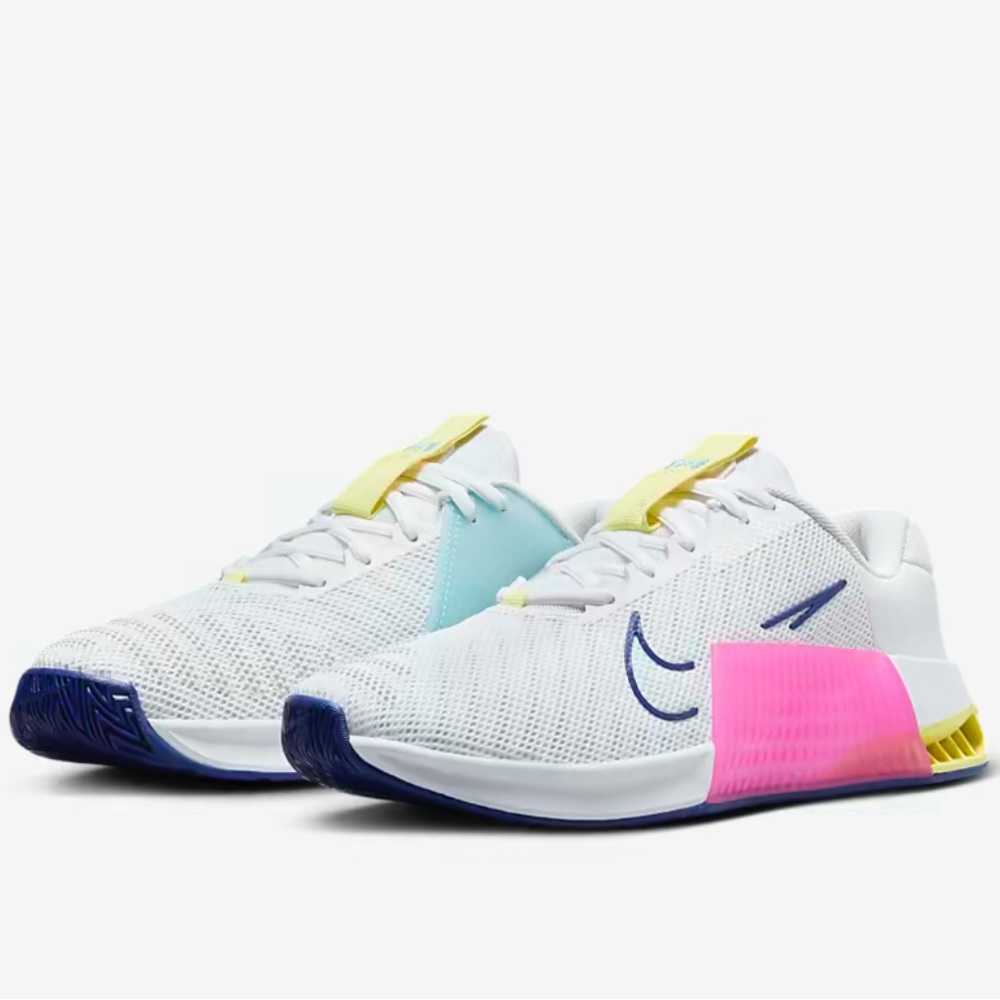 Brand new with box! Nike women’s Metcon 9 size 7.5 white